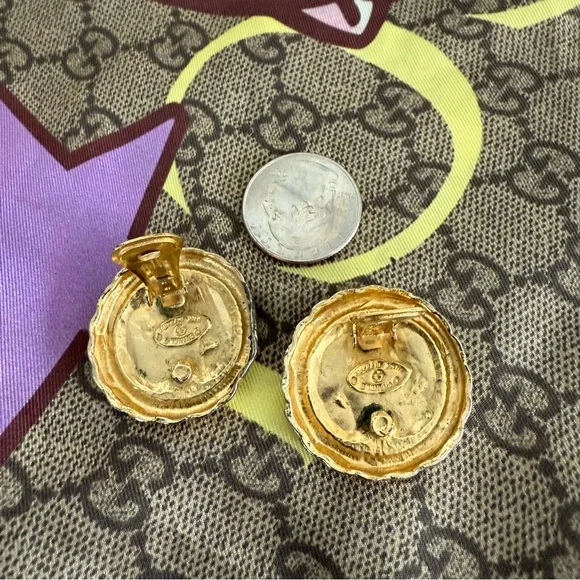 Vintage 90’s CHANEL Clip Ons with Braided Gold